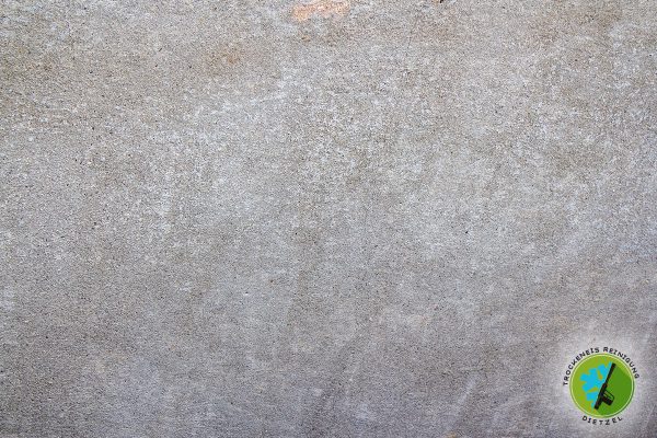 Bitum von Kellerwand entfernen – Trockeneisreinigung Dietzel
